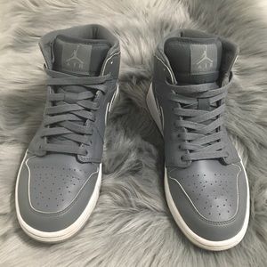 Air Jordan 1 Mid 'Cool Grey White' | Size 9